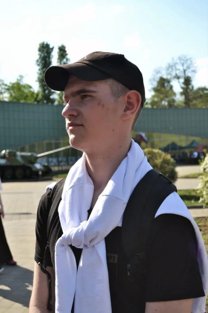 Денис, 18 лет, Красноярск